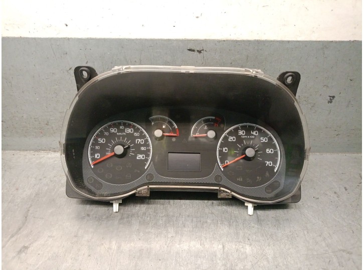 Recambio de cuadro instrumentos para fiat doblo 1.3 16v jtd cat referencia OEM IAM 51867720 51867720 