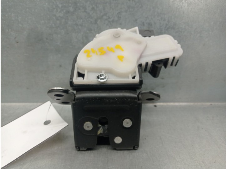 Recambio de cerradura maletero / porton para mazda 3 (bm, bn) 2.2 d referencia OEM IAM G33M62310A G33M62310A 