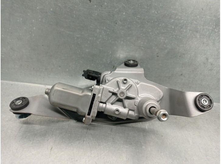 Recambio de motor limpia trasero para mazda 3 (bm, bn) 2.2 d referencia OEM IAM BHS267450 BHS267450 