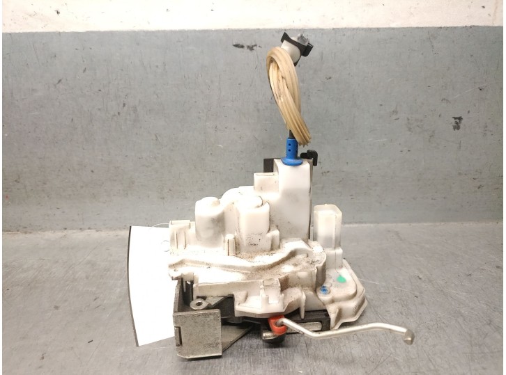 Recambio de cerradura puerta delantera izquierda para fiat doblo 1.3 16v jtd cat referencia OEM IAM 51969788 51969788 