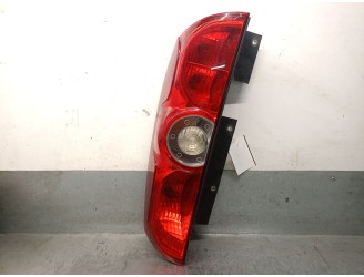 Recambio de piloto trasero derecho para fiat doblo 1.3 16v jtd cat referencia OEM IAM 5118106730 51810673 