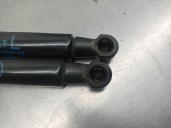 Recambio de amortiguadores maletero / porton para mazda 3 (bm, bn) 2.2 d referencia OEM IAM BHN96261XA BHN96261XA 