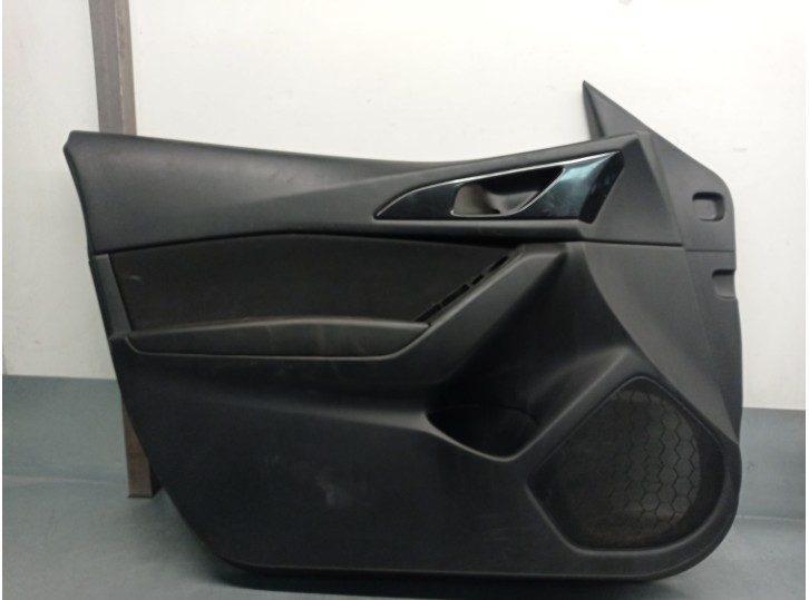 Replacement front left door trim panel for Mazda 3 (BM, BN) 2.2 D OEM IAM reference BHS268450C02 BHS268450C02 