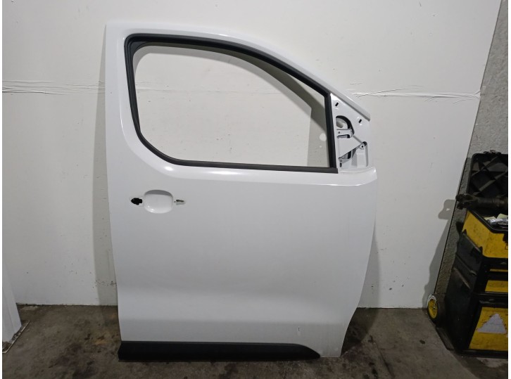 Recambio de puerta delantera derecha para fiat scudo furgoneta 1.5 multijet 120 (506) referencia OEM IAM DV5RUC  
