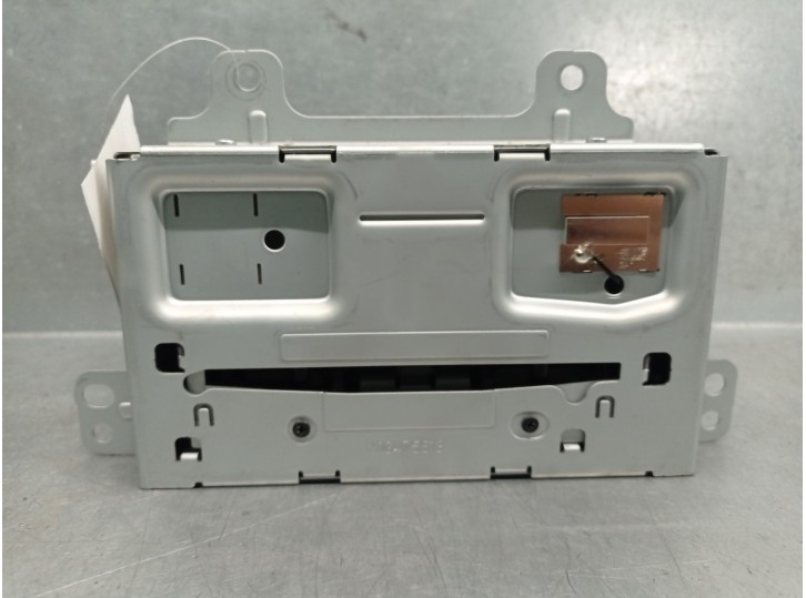 Recambio de sistema audio / radio cd para opel mokka x 1.6 cdti dpf referencia OEM IAM 23495140 39078657 654663145