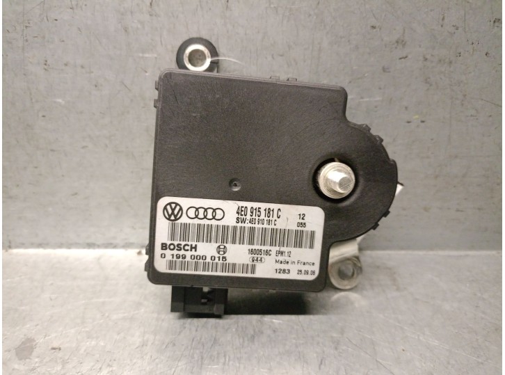 Recambio de modulo electronico para audi a8 (4e2) 3.0 tdi quattro referencia OEM IAM 4E0915181C 0199000015