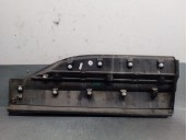 Recambio de molduras traseras para renault koleos ii (hc_) 2.0 dci 175 4wd referencia OEM IAM 828218403R 828218403R 