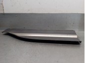 Recambio de molduras traseras para renault koleos ii (hc_) 2.0 dci 175 4wd referencia OEM IAM 828218403R 828218403R 