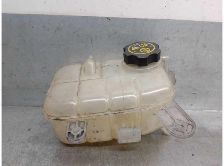 Recambio de deposito expansion para opel mokka x 1.6 cdti dpf referencia OEM IAM 95421917 1304047 