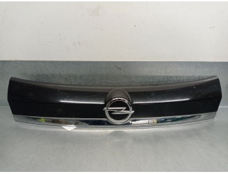 Recambio de molduras traseras para opel mokka x 1.6 cdti dpf referencia OEM IAM 95093281 126095 