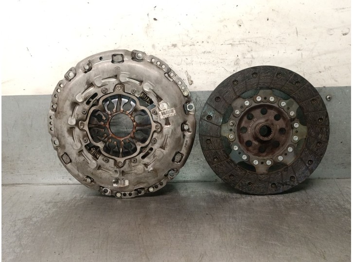 Recambio de kit embrague para renault koleos ii (hc_) 2.0 dci 175 4wd referencia OEM IAM 7701478098 7701478098 