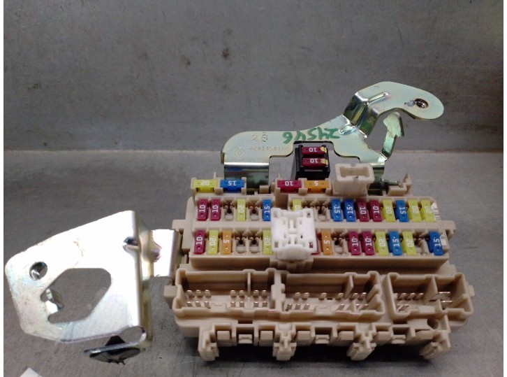 Recambio de caja reles / fusibles para renault koleos ii (hc_) 2.0 dci 175 4wd referencia OEM IAM 243808901R  