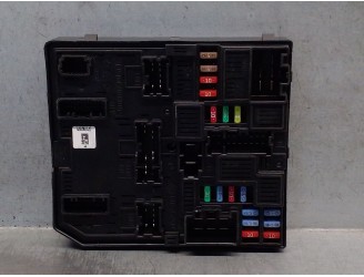 Recambio de caja reles / fusibles para renault koleos ii (hc_) 2.0 dci 175 4wd referencia OEM IAM 284B67853R  
