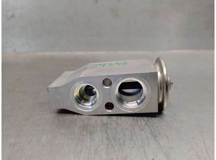 Recambio de valvula expansion para renault koleos ii (hc_) 2.0 dci 175 4wd referencia OEM IAM 922705468R 922705468R 
