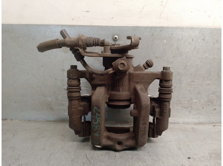 Recambio de pinza freno trasera derecha para opel mokka x 1.6 cdti dpf referencia OEM IAM 13300884 542111 