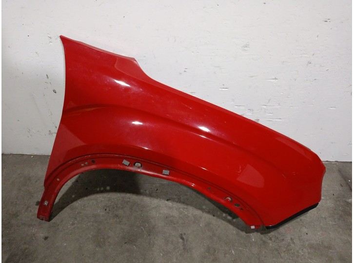 Recambio de aleta delantera derecha para jeep avenger 1.2 referencia OEM IAM EB2ADTD 