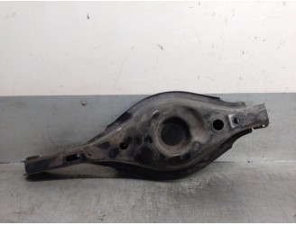 Recambio de brazo suspension inferior trasero derecho para mazda 3 (bm, bn) 2.2 d referencia OEM IAM B45A28300A B45A28300A 