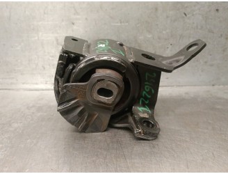 Recambio de soporte motor izquierdo para mazda cx-5 (kf) 2.0 referencia OEM IAM K1422 