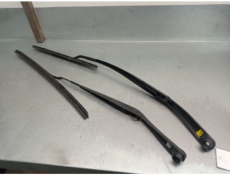 Recambio de brazo limpia delantero derecho para hyundai ioniq 5 (ne) (bev) referencia OEM IAM 98321GI000 98321GI000 