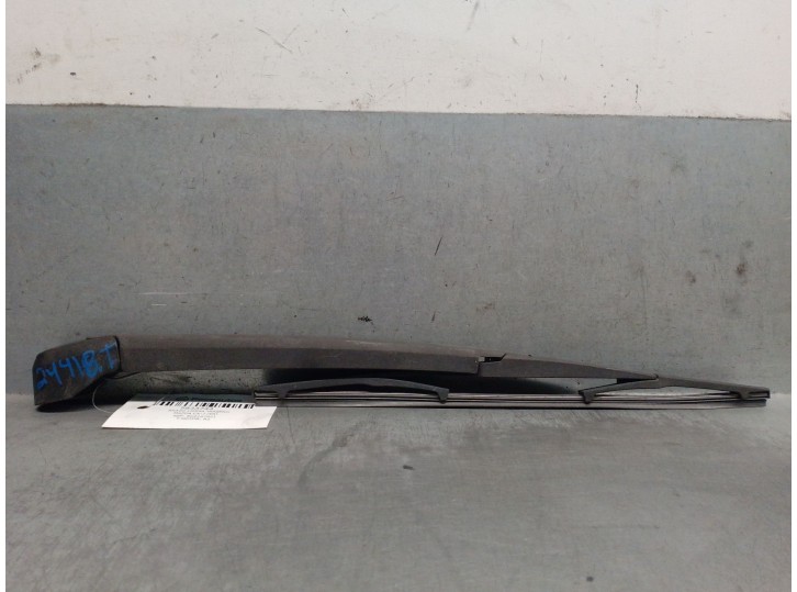 Recambio de brazo limpia trasero para mazda cx-7 (er) 2.2 turbodiesel cat referencia OEM IAM EG2167421 EG2167421 