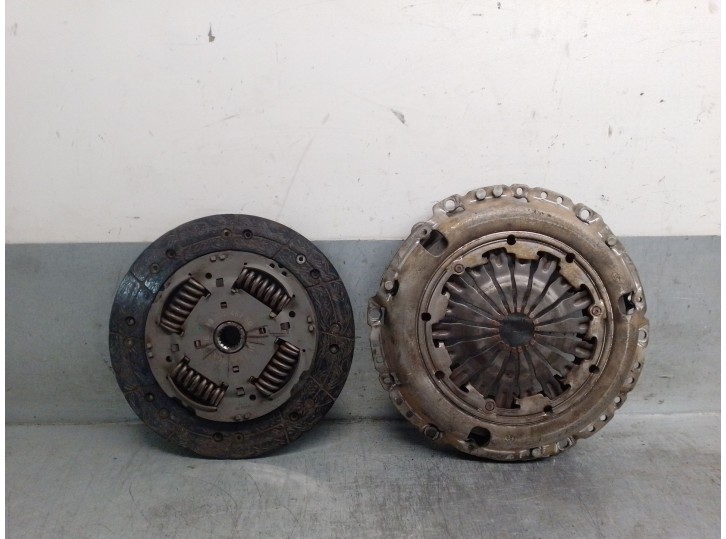 Recambio de kit embrague para opel combo furgoneta/monovolumen (k9) 1.5 d referencia OEM IAM 9801354780  