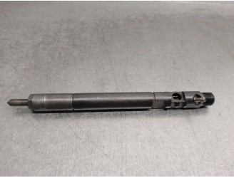 Recambio de inyector para ssangyong rodius i 2.7 xdi referencia OEM IAM A6650170121 EJBR02601Z