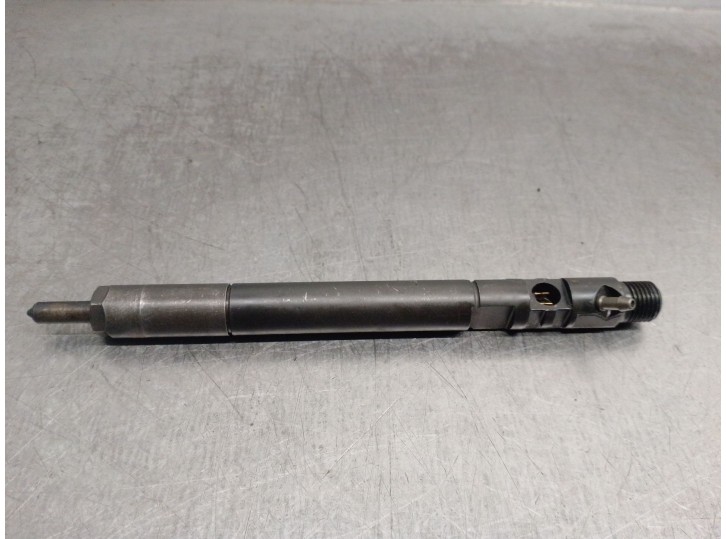 Recambio de inyector para ssangyong rodius i 2.7 xdi referencia OEM IAM A6650170121 EJBR02601Z