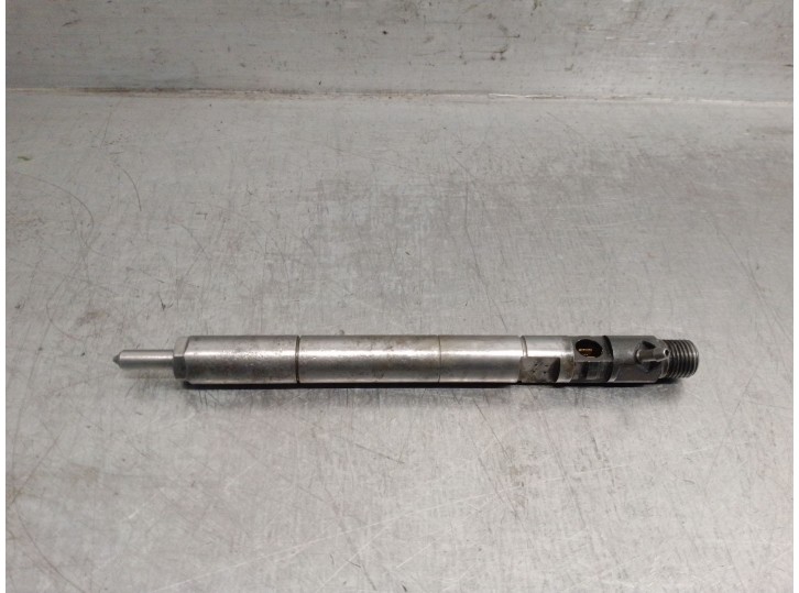Recambio de inyector para ssangyong rodius i 2.7 xdi referencia OEM IAM A6650170121 EJBR02601Z