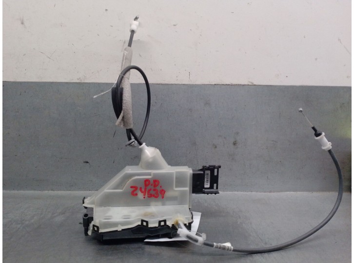 Recambio de cerradura puerta delantera derecha para fiat scudo furgoneta 1.5 multijet 120 (506) referencia OEM IAM 084140  