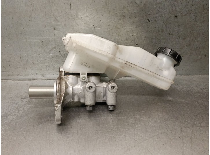 Recambio de bomba freno para jeep avenger 1.2 referencia OEM IAM 32672071  