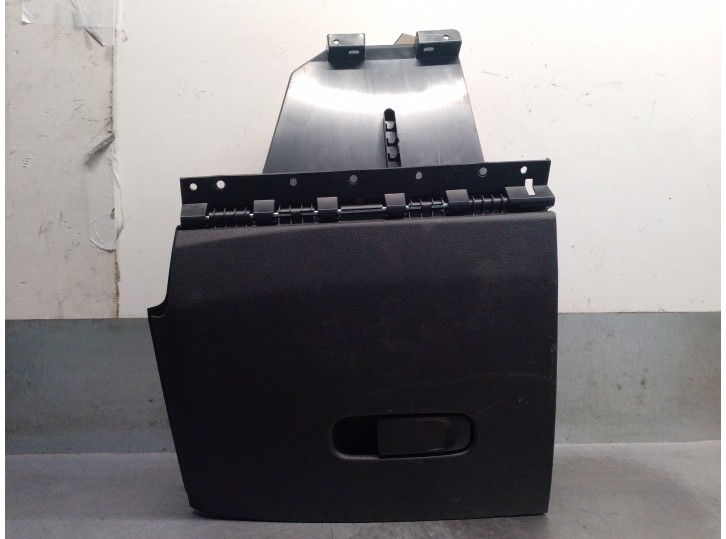 Recambio de guantera para jeep avenger 1.2 referencia OEM IAM 735761048  