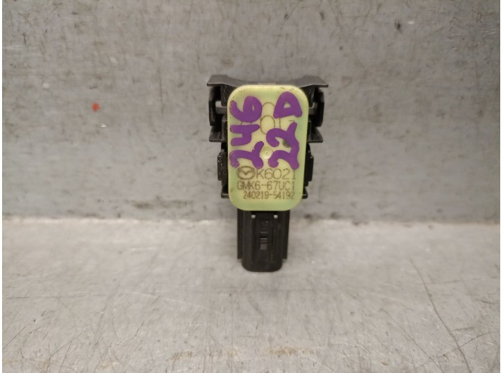 Recambio de sensor de aparcamiento para mazda cx-5 (kf) 2.0 referencia OEM IAM GMK667UC1  