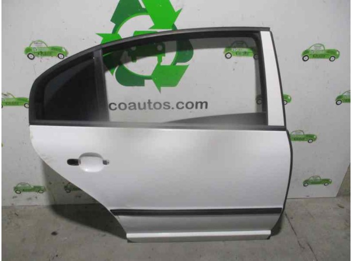 Recambio de puerta trasera derecha para skoda superb (3u4) 1.9 tdi referencia OEM IAM  BLANCA 4 PUERTAS
