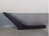 Recambio de molduras traseras para jeep avenger 1.2 referencia OEM IAM 7357681310  