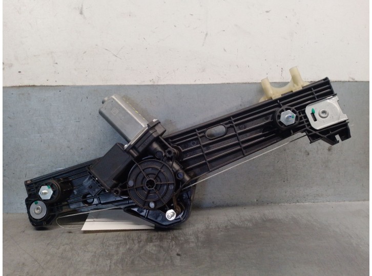 Replacement rear right window regulator for Jeep Avenger 1.2 OEM IAM reference 52232934 