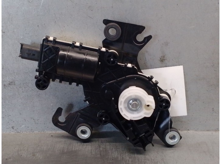 Recambio de motor cierre centralizado porton para jeep avenger 1.2 referencia OEM IAM 9827644180  