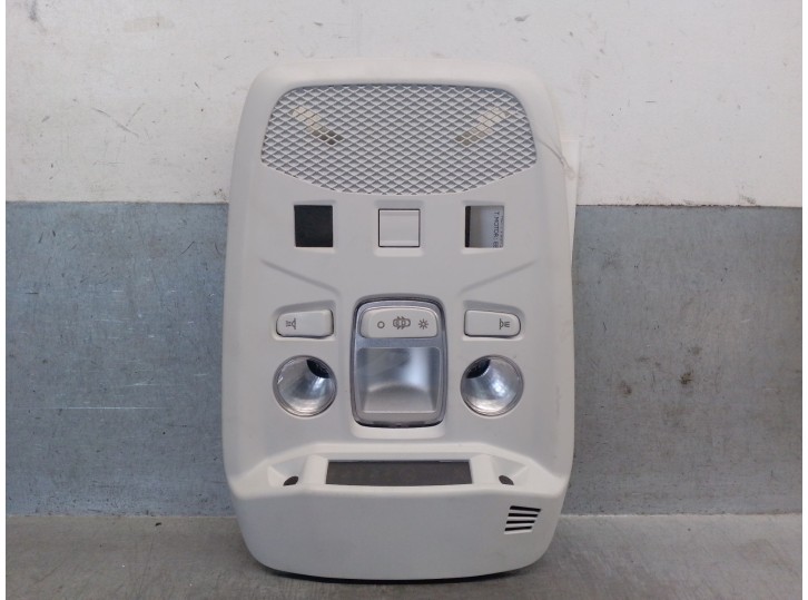 Recambio de luz interior para jeep avenger 1.2 referencia OEM IAM 735732853 