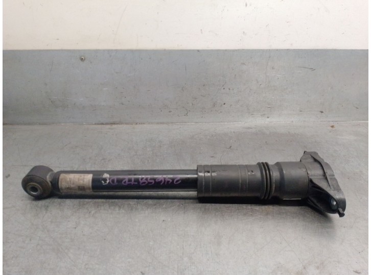 Recambio de amortiguador trasero derecho para jeep avenger 1.2 referencia OEM IAM 09856443280 