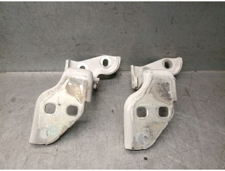 Recambio de bisagra puerta delantera izquierda para citroën jumper furgon l2 h2 2.2 blue hdi 120 referencia OEM IAM A046574 4635