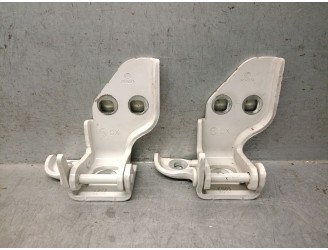 Recambio de bisagra puerta delantera derecha para citroën jumper furgon l2 h2 2.2 blue hdi 120 referencia OEM IAM A046574 463562