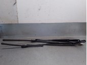 Recambio de brazo limpia delantero derecho para jeep avenger 1.2 referencia OEM IAM 9822931880  