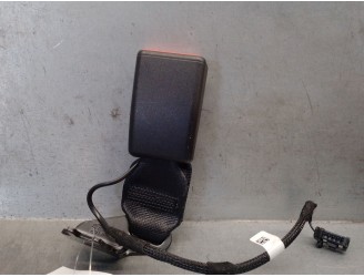 Recambio de enganche cinturon trasero izquierdo para jeep avenger 1.2 referencia OEM IAM 655014500  