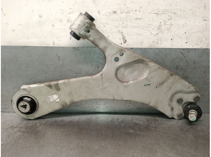Recambio de brazo suspension inferior delantero derecho para jeep avenger 1.2 referencia OEM IAM 7ARUT2 