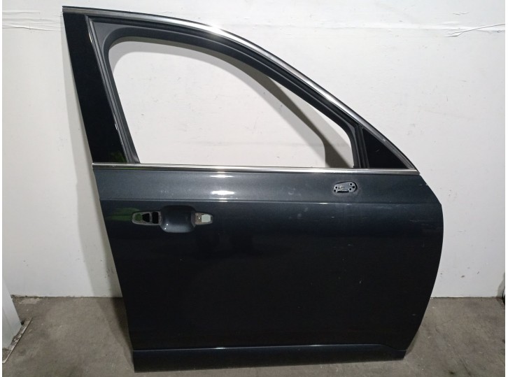 Replacement right front door for Volvo XC90 II (256) D5 AWD OEM IAM reference 31698771 31698771 