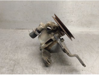 Recambio de bomba servodireccion para opel corsa b 1.7 diesel referencia OEM IAM 93175546 5948014 