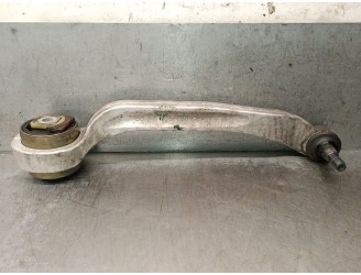 Recambio de brazo suspension inferior delantero derecho para audi a8 (4e2) 3.0 tdi quattro referencia OEM IAM 4E0407696C 4E04076