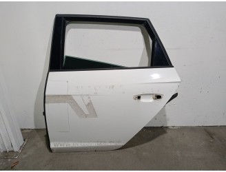 Recambio de puerta trasera izquierda para seat leon st (5f8) 2.0 tdi referencia OEM IAM 5F9833055  5F9833055