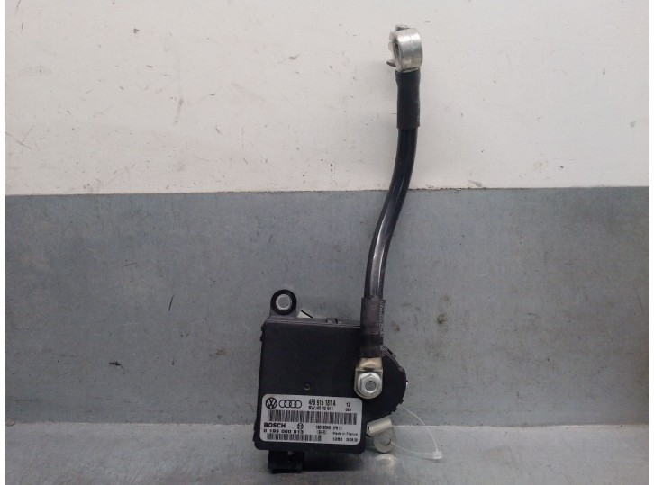 Recambio de modulo electronico para audi a6 berlina (4f2) 2.0 tdi referencia OEM IAM 4F0915181A  4F0915181A