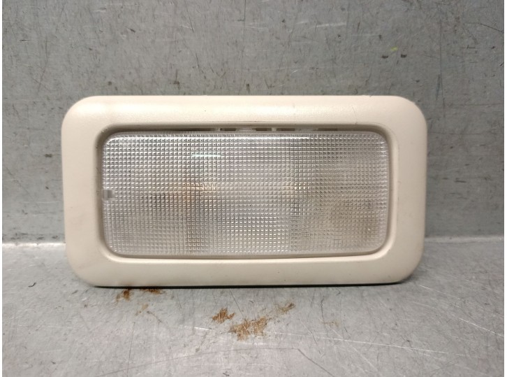 Recambio de luz interior para citroën jumper furgon l2 h2 2.2 blue hdi 120 referencia OEM IAM 735244962 08896002