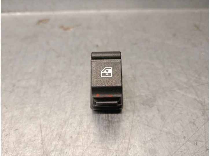 Recambio de mando elevalunas delantero derecho para citroën jumper furgon l2 h2 2.2 blue hdi 120 referencia OEM IAM 46356294 463